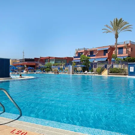 Free Airport Shuttle And Parking San Bartolome de Tirajana (Gran Canaria)