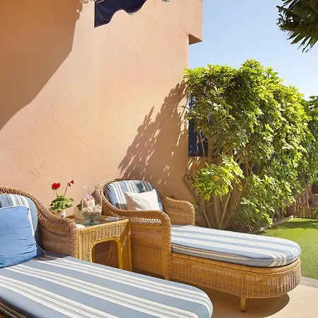 Free Airport Shuttle And Parking * San Bartolomé